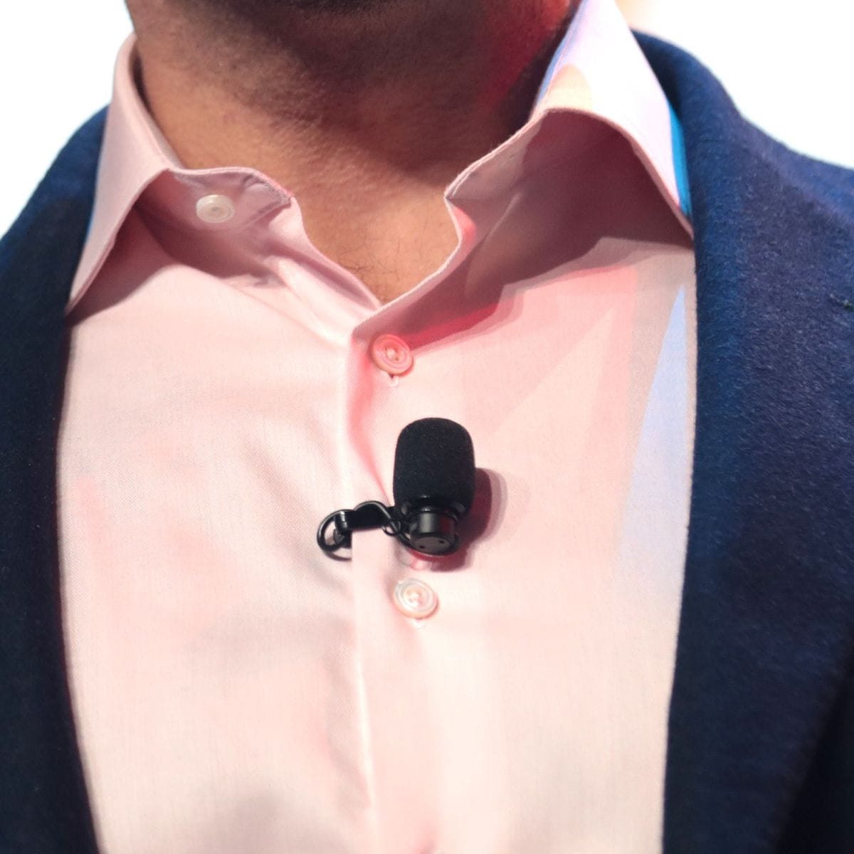 QY77 Wireless Lavalier Microphone